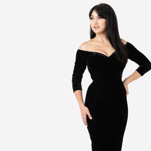 black collecting off the shoulder dress size 12